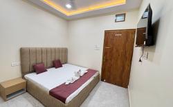 THE RAGHUVANSHI PAYING GUEST HOUSE