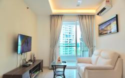 Cozy 2B2R w/Balcony  #6Pax #Seaview #Gurney Drive 