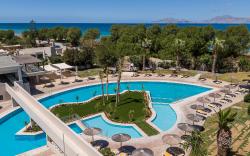 Akti Coast Club