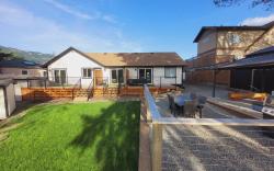 Riverside by Cowichan Lake Cottages