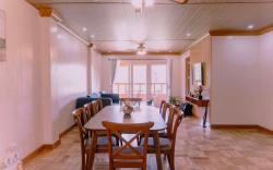 Orange House Golf Estate Unit B 2nd Floor