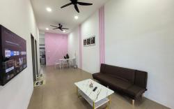 Homestay Karangan Near Inokom