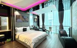 M&H Lux Hotel