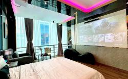 M&H Lux Hotel