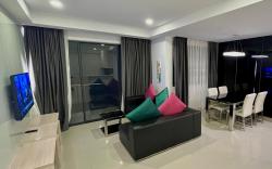 Grand Ion Delemen ComfySuite 3Pax 04