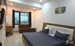 HOTEL LA PLAZO