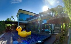 OI Sky Pool Villa