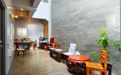 Maru Yang 馬路楊宿屋