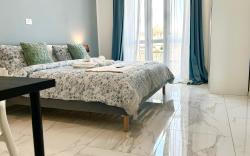 Luxury Hostel B&B  Apartment Near Torino Center