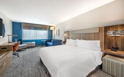 Holiday Inn Express & Suites Nashville West End Univ Area By IHG