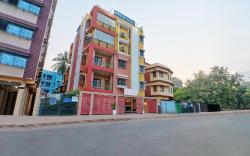 Hotel O Park Circus Near Birla Mandir