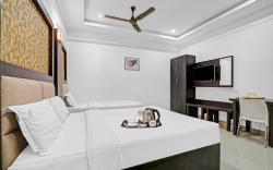 OYO Townhouse 894 Hala Residency