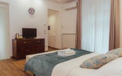 Antonino: Warm Escape Near Florence's Treasures