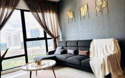 Southkey @ Mid Valley_Premium Suites 2+1Bedroom