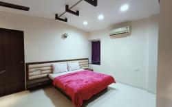 Shri Shri Villa, Kolhapur