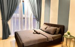 Luxury Studio Service suite(BOLT-40-3-S)Trion@KL