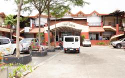 OYO 150 Davao Airport View Hotel
