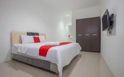RedDoorz @ Kertajaya Surabaya
