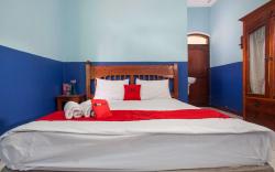 RedDoorz @ Genteng Surabaya 2