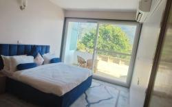 Luxury 2 Bedroom's Apartment