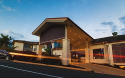 Aqualuna Beach Resort