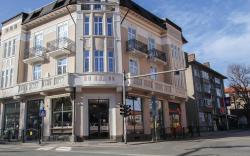 Corner House
