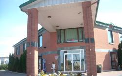 Travelodge by Wyndham Rigaud