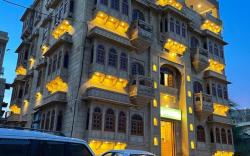 Wonbin Safari Hotel
