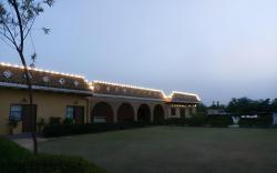 Sultanpur Resorts