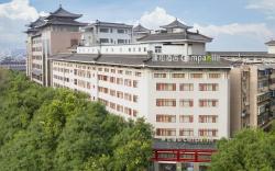 Campanile Hotel Xi'an Bell Tower Huimin Street Metro Station