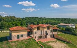 Villa Tuscia apartments