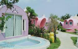 HI-BI Outer Space House BnB