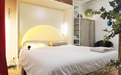 Cute studio / in the 15arr center/ 1 mn to metro