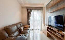 Comfy 2BR Apt at Signature Park Grande By Travelio