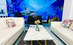 BEACH SIDE! Sleeps 30! Pool Table, Darts, BBQ, BAR