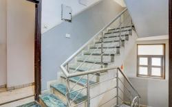 Hotel O East Punjabi Bagh Near Metro Station