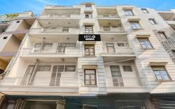 Hotel O East Punjabi Bagh Near Metro Station