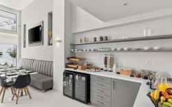Gallery Central Hotel