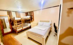 Baguio Mountain Villa View Five spacious bedrooms