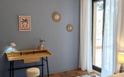 The Place-Seaview Room, shared bathroom *free yoga