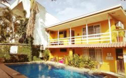 Lauras House