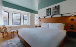 The Myriad Hotel Louisville, Tapestry Collection by Hilton