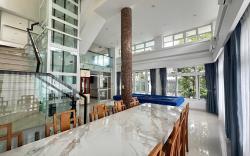 Khanh Villa Luxury 2 - Private 5 BRs 6 WCs Pool 