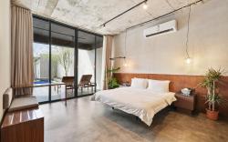 Portal Chalets With Private Pool - AlQirwan (Q3)
