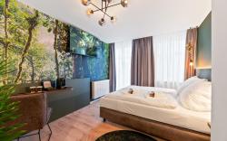 JUNGLE No5 Boutique Hotel - Stuttgart City-Center