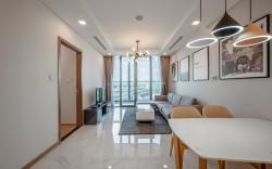 2PN 80m2 -Vinhomes Central Park view đẹp,ban công