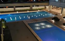 Cozy, Elegant, Comfort, 5 Star Condo