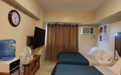 Elegant 5 star Condo with Pool for 3 persons.