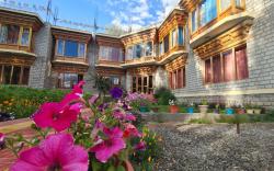 Hotel Silk Way