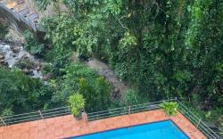 Creek Edge Apartment 